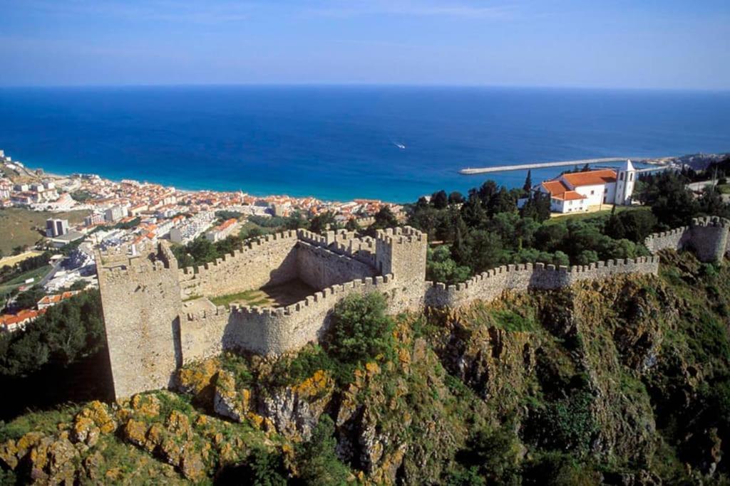 Vila Casa Com Jardim Perto Da Praia Sesimbra Exteriér fotografie